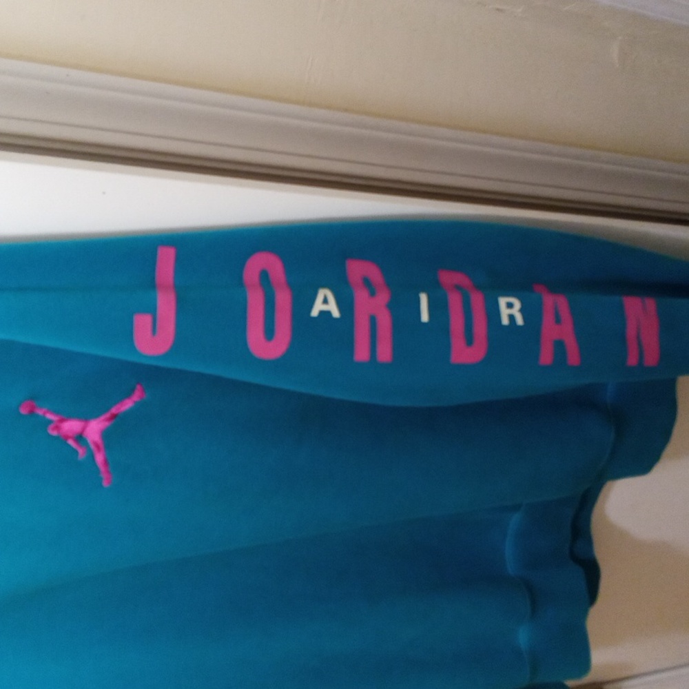 Air Jordan Sweater